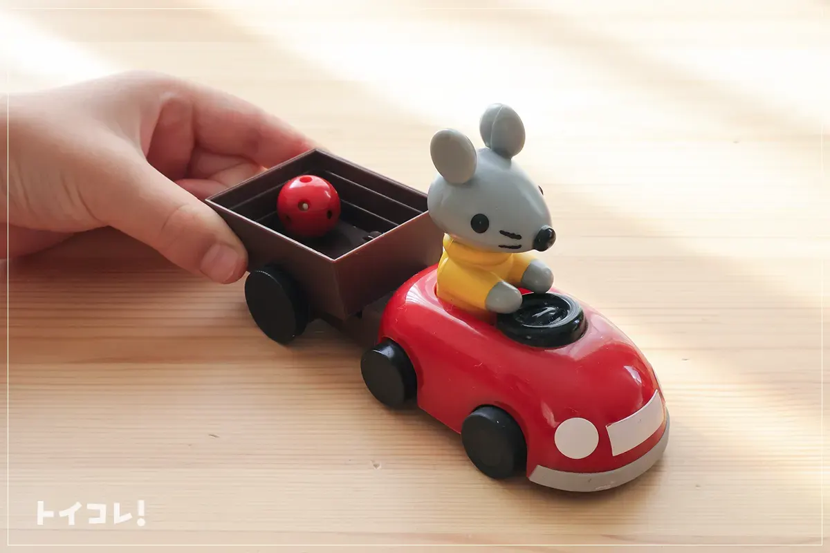 ピタゴラスイッチ　荷物をのせるとはしるでスー
